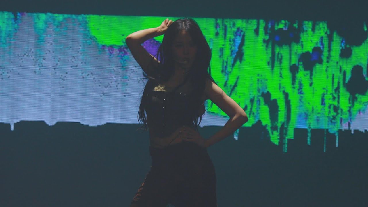 250705  NEW LEGACY in Seoul 'Hipnotic(SINB Solo)' 비비지 신비(VIVIZ SinB) 직캠