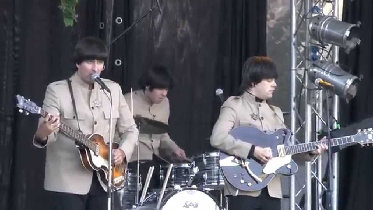 The Backwards : "Help / Twist and shout / Hey hey hey hey