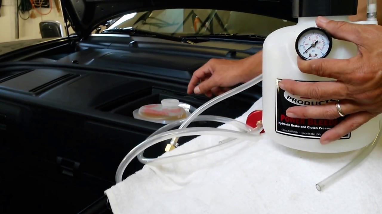 Porsche (997) Brake Fluid Flush using Motive Power Bleeder