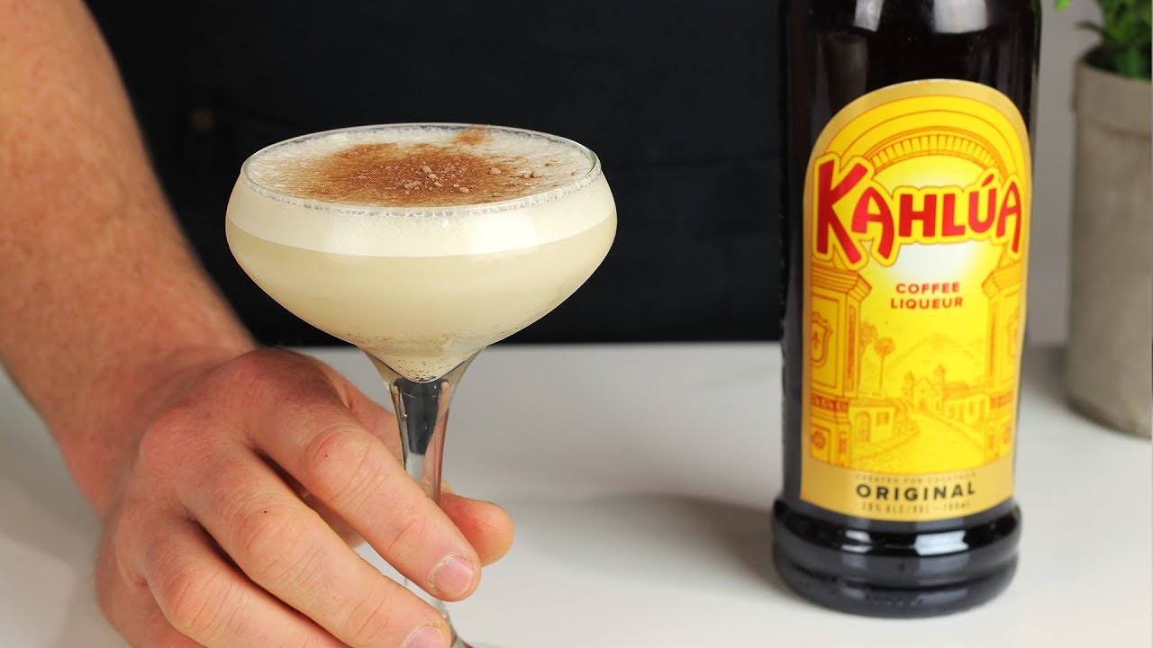 CHOCOLATE WHITE RUSSIAN - Better than a White Russian Cocktail? 🍫