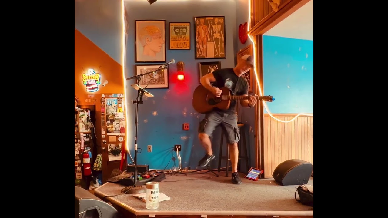 Elderly women behind the counter in a small town acoustic cover by Luke Domozick 
