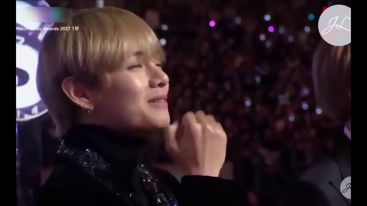 TaeTzu is Real|Taehyung-Tzuyu moment at MMA 2017 Part. 3