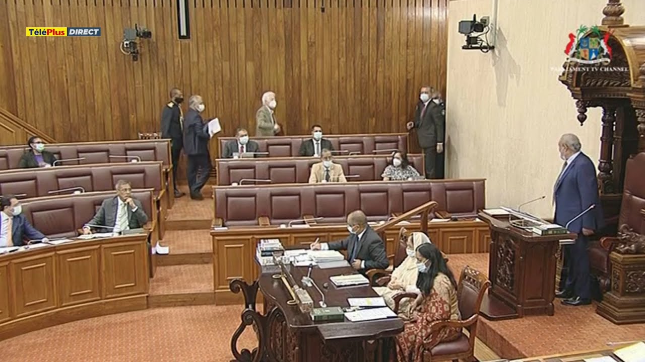 Séance tendue au Parlement : Boolell de nouveau suspendu, Bérenger expulsé