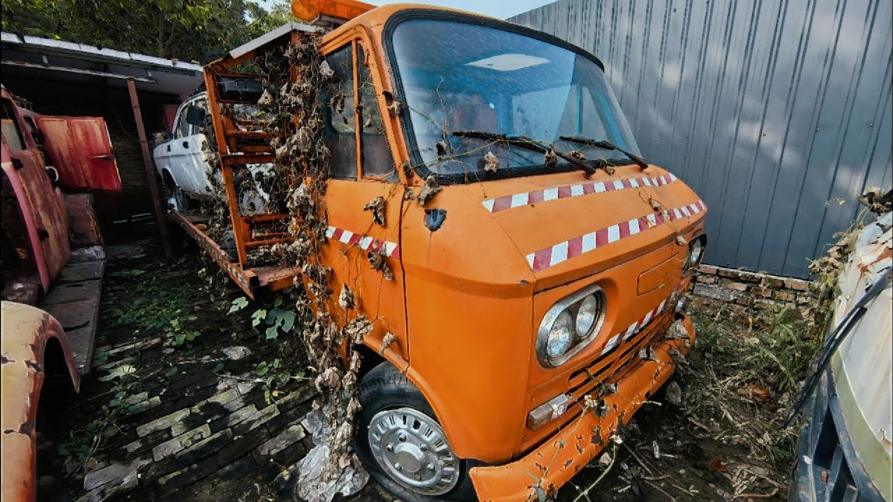 Restaurar el vehículo de rescate Bac Kinh 130 de los años 80 - Restauracion de coches clásicos.