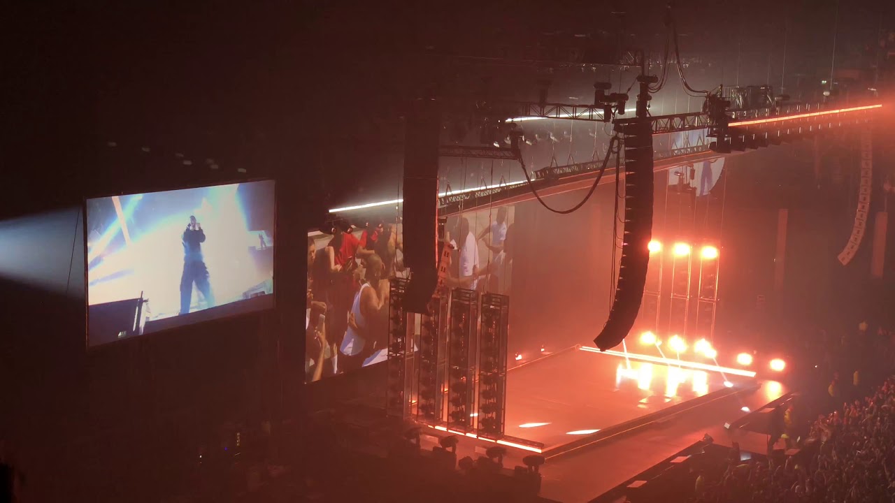 Kendrick Lamar - Swimming Pools (Drank) // Backseat Freestyle (SSE Hydro @ Glasgow) Live