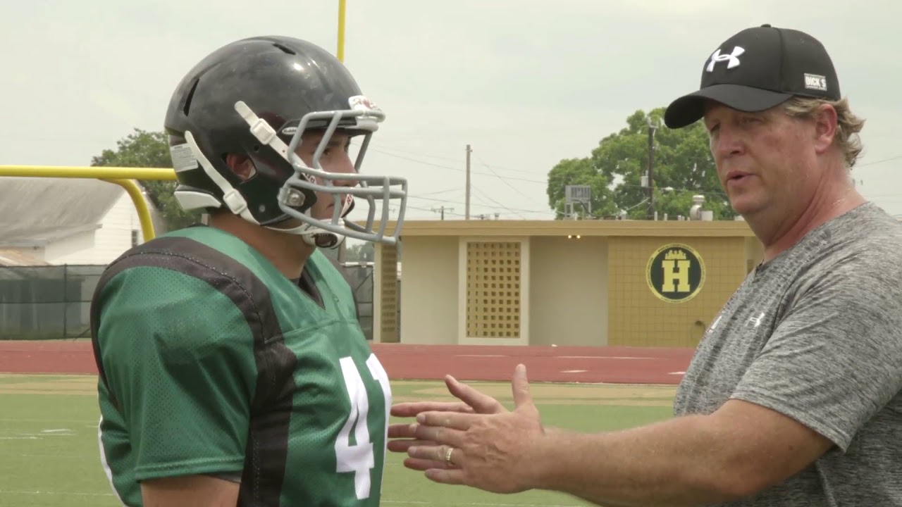 ProTips: Football: Defensive Line Tips: Rushing the Passer