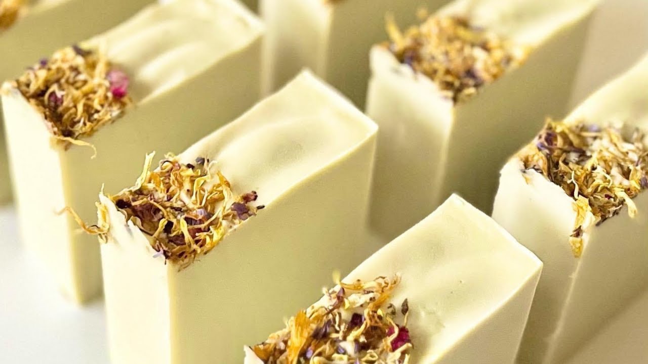 Soap Making • Matcha & Bergamot • Green French Clay Cold Process Soap #soapmaking #soapcutting