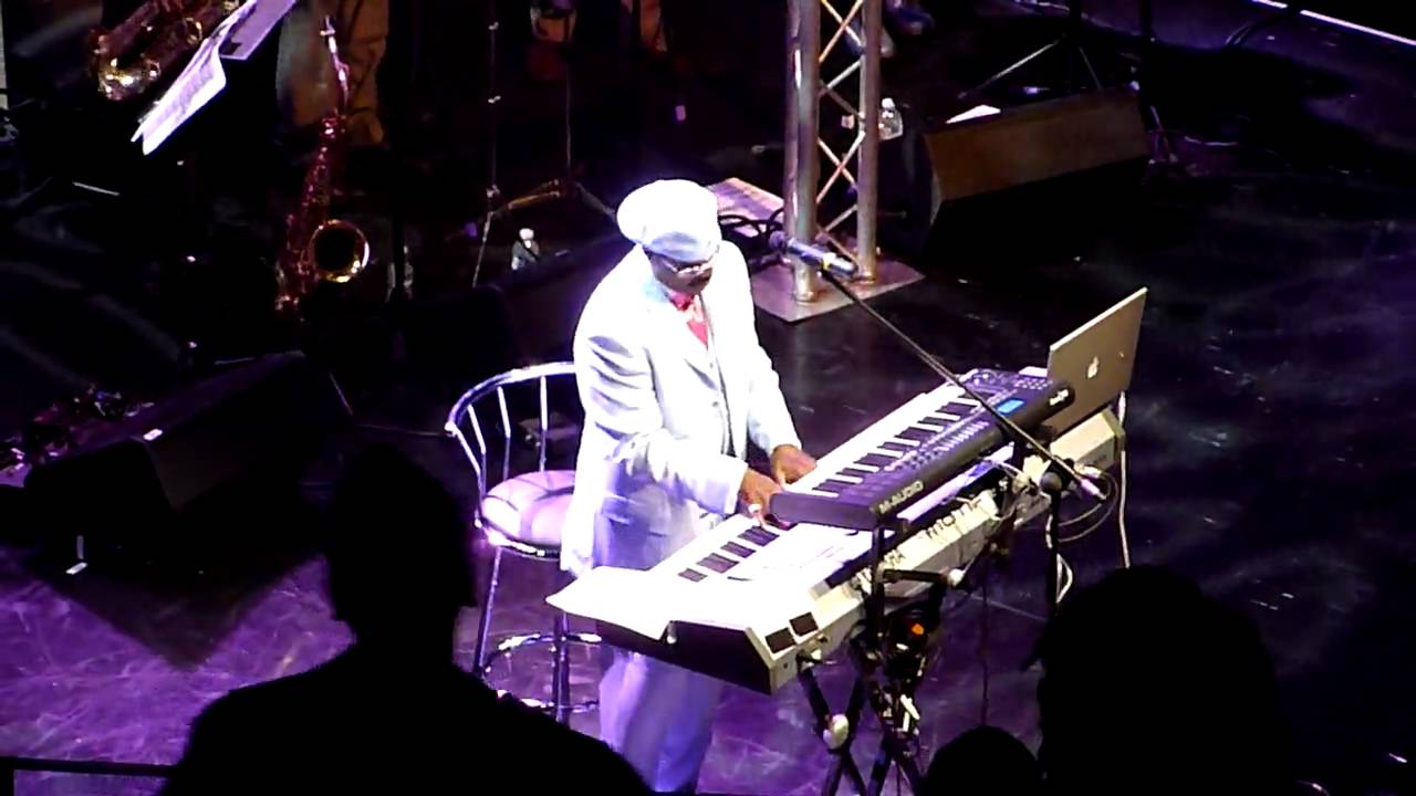 Leroy Hutson - All because of you - Live in London - August 2010