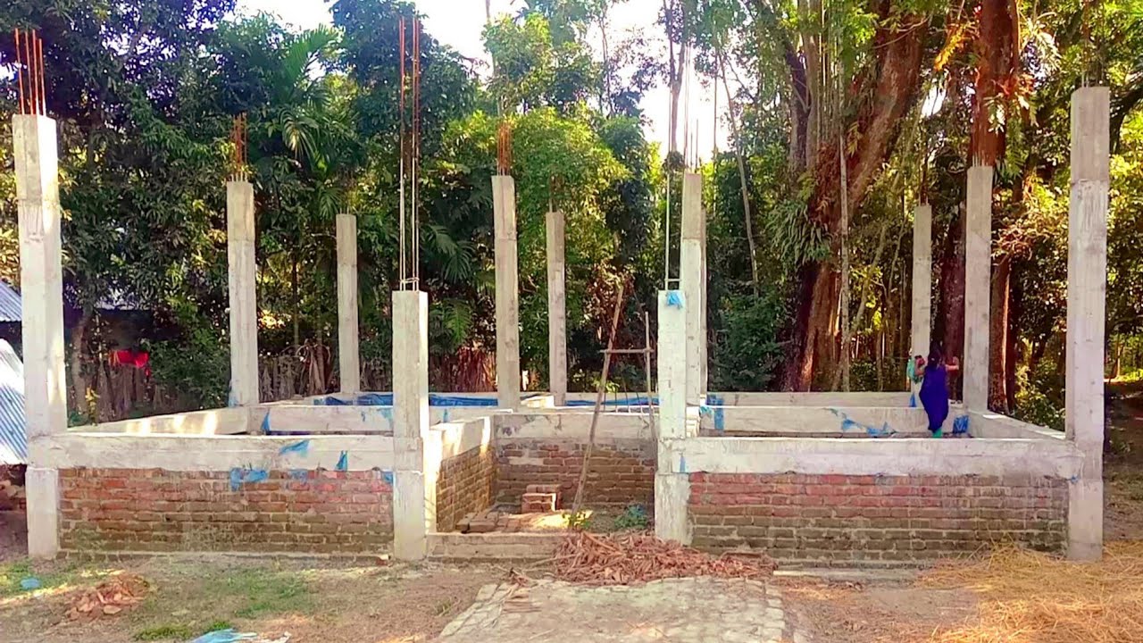 ৩ লক্ষ ১০ হাজার টাকায় দুই তলা ফাউন্ডেশন দিয়েছে ৪ রুমের একতলা বাড়ি