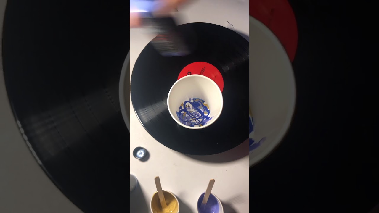 Vinyl clock acrylic pour