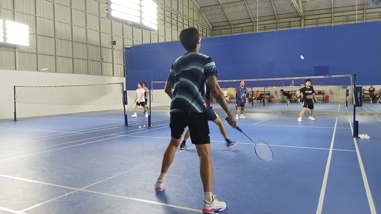 ต๊ะ + ป่าน //เจแว่น + มาร์ค #badminton #กุ๊งกิ๊งชวนตีแบด #bad 