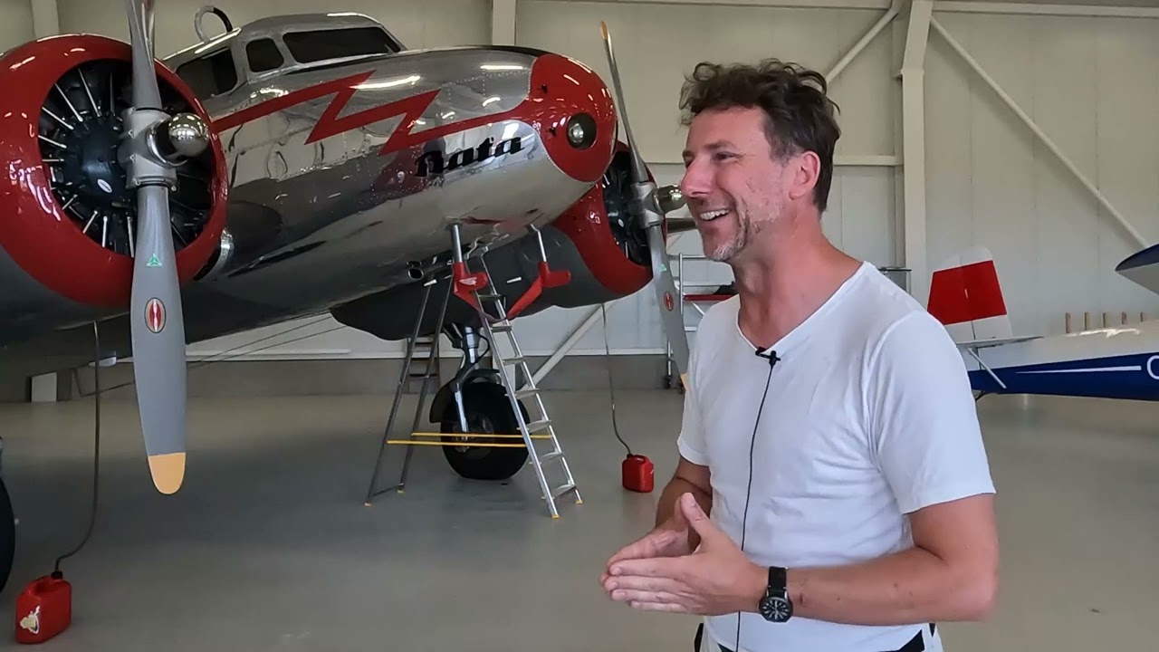 O letadlech a létání: Baťova Electra měla sloužit i drogovým dealerům než se nablýskaná vrátila domů