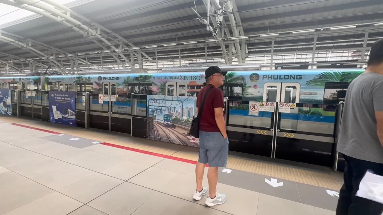 Trãi nghiệm metro Bến Thành Suối Tiên