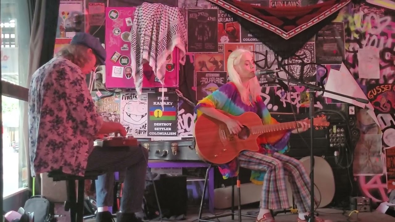 Brittle Sun @ Cafe Gummo Thornbury Melbourne 2026 Viki Mealings & David Jetson