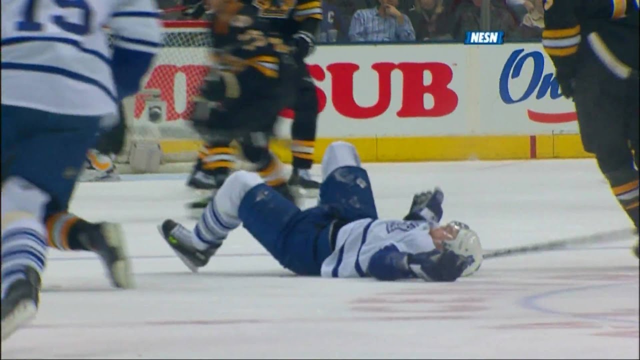 Johnny Boychuk destroys Matt Stajan 1080p HD 12/19/09