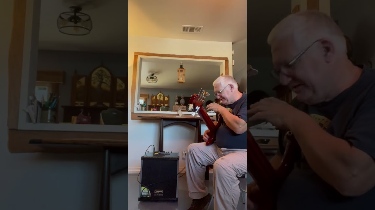 GR BASS 800 Cube Combo Amp Test-Trevor Lindsey