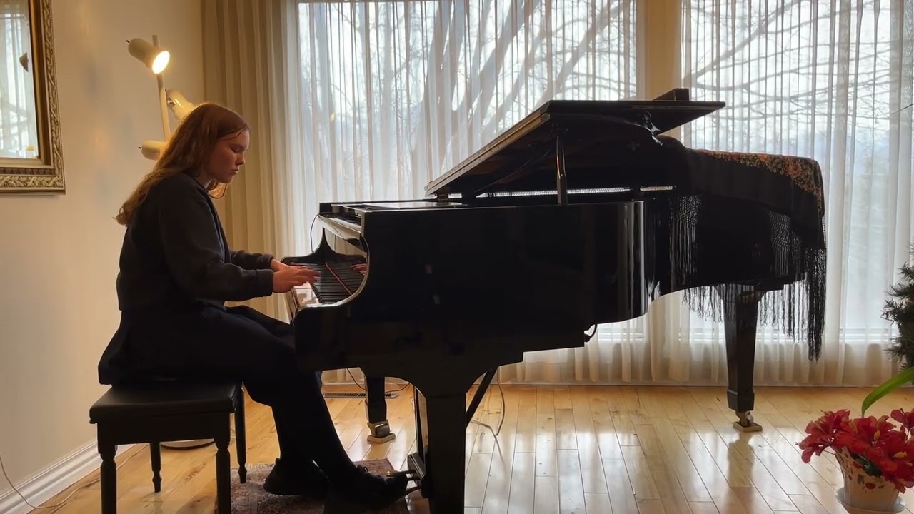 Jane Bolen performs “Preludium” by Mendelssohn