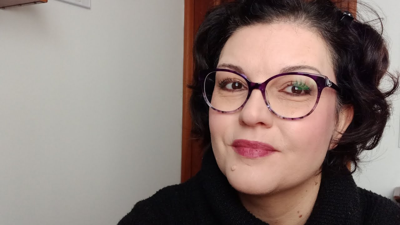 GRWM - Usiamo il makeup che abbiamo! #shopmystash #minimalismo #music #notalking