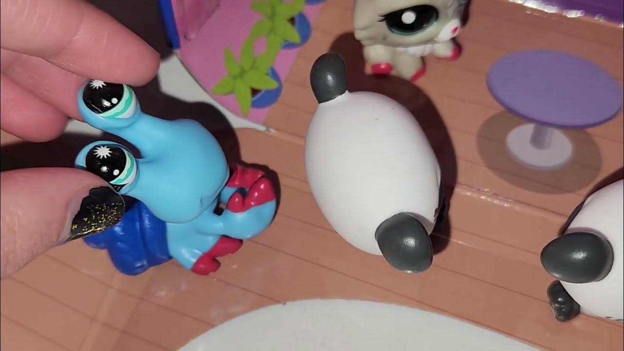 LPS: Efp & Friends S1 EP11 - The Purple Pizza