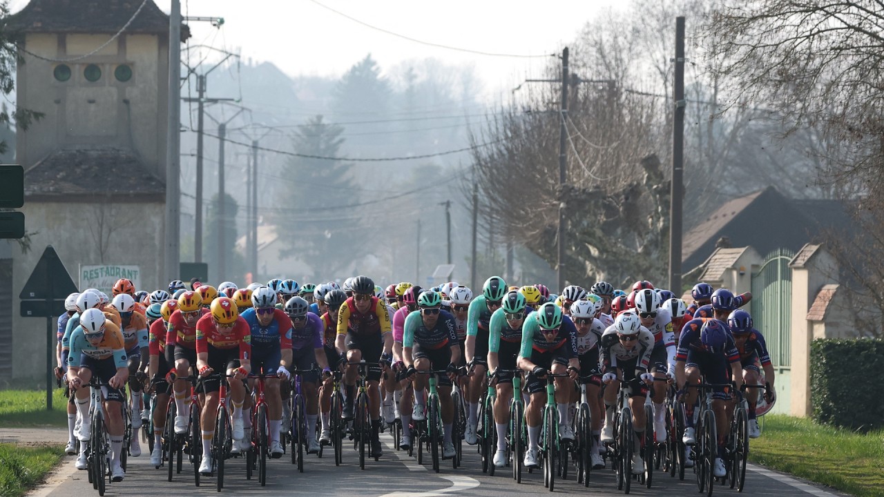 Paris-Nizza 2026: Das Finale der 1. Etappe in Carrieres-sous-Poissy  | Fernfahrt | Radsport