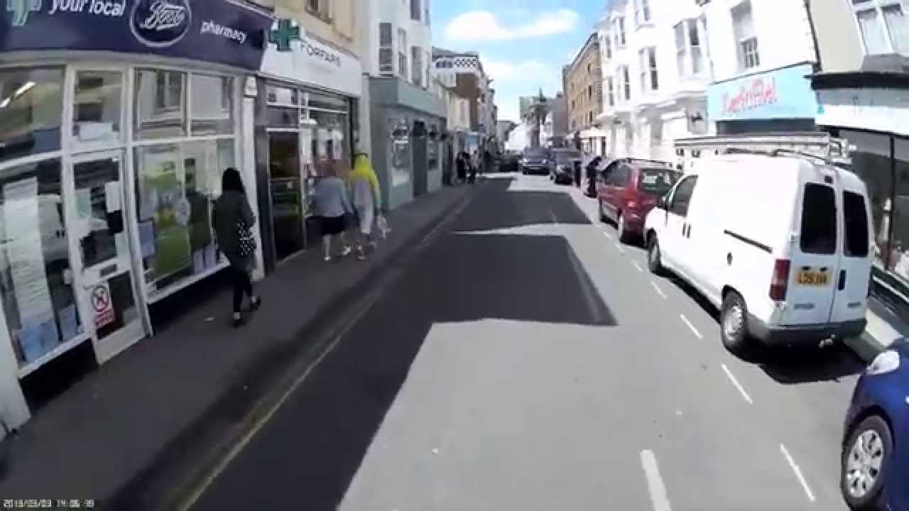 A quick review of the Electric Brompton Sparticle