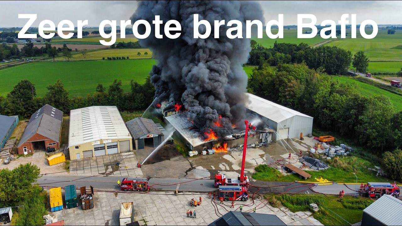Zeer grote brand in aardappelopslag loods in Baflo