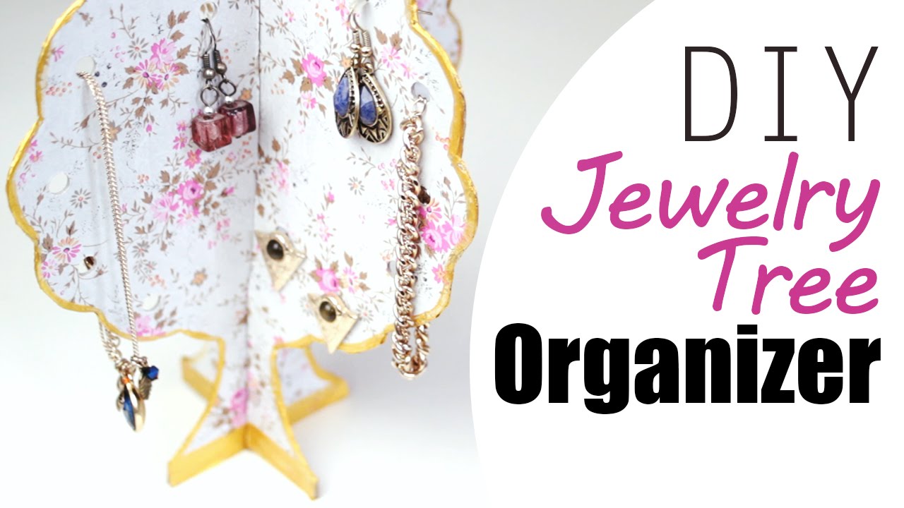 DIY: Easy Jewelry Organizer Tree for your Accessories
