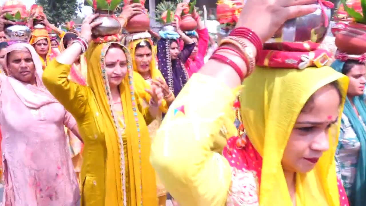 कलश शोभा यात्रा श्री श्याम सुन्दर जी महाराज,, श्री धाम वृंदावन बेंकुआ पोंटा साहिब हिमाचल