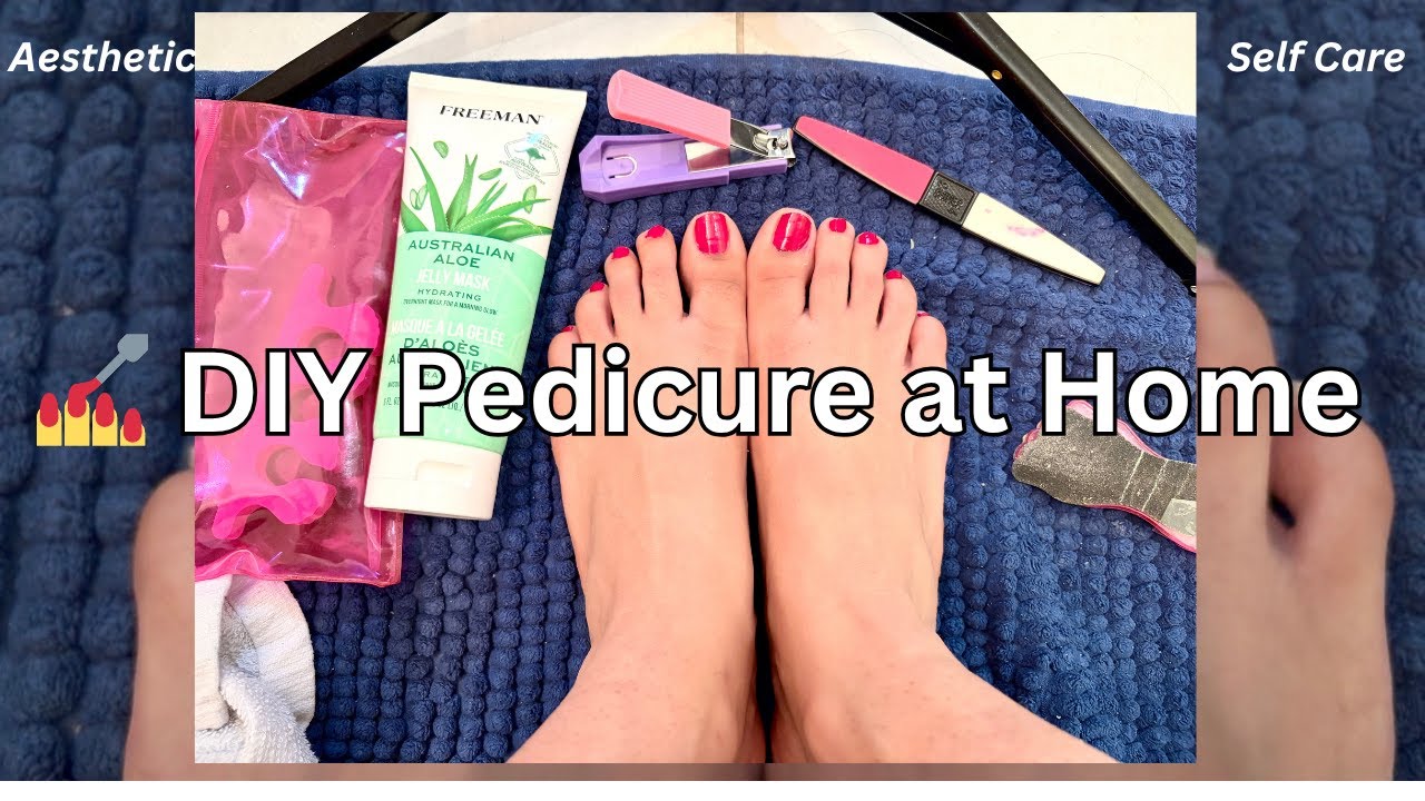 💅🏻 Relaxing DIY Pedicure at Home 🩰🫧 | Aesthetic Self-Care Routine for Soft Feet 🧴🌸✨