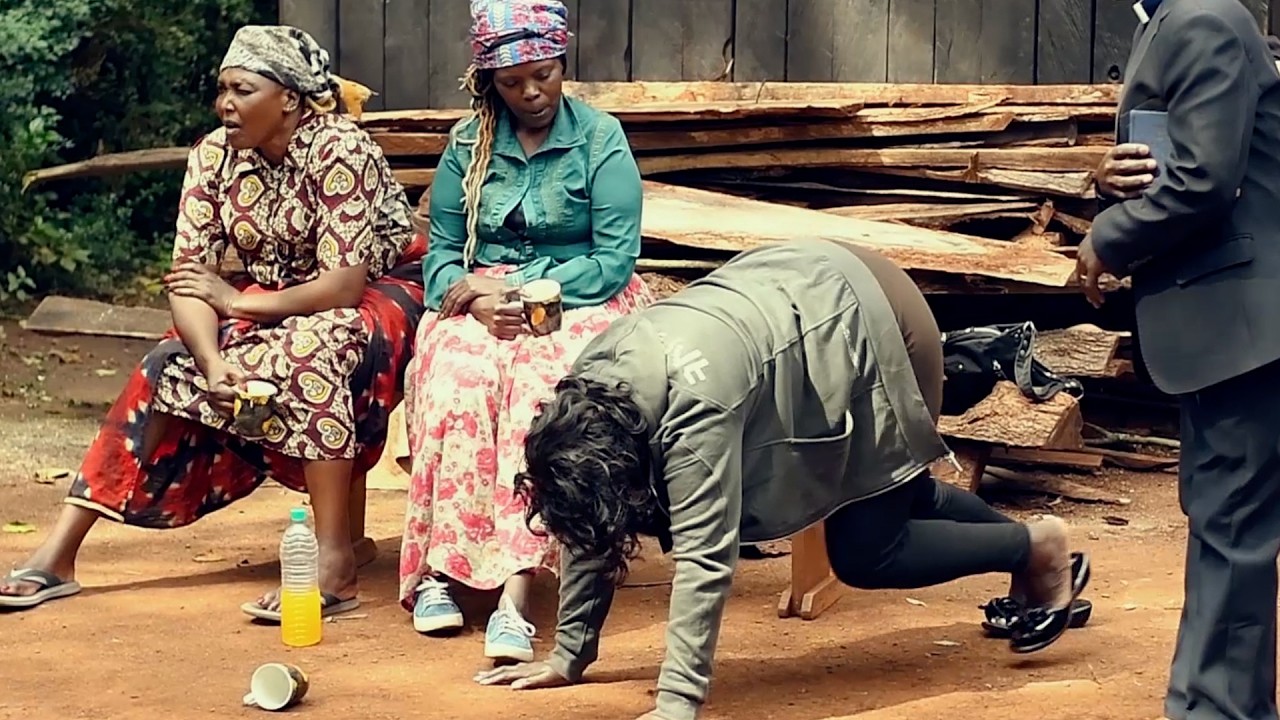 weh!! KAGURE, warigia na gacharu KURIRIMA  NI KUNYWA NJOHI ... 😂😂😂@#kagure andmakothelatestdrama
