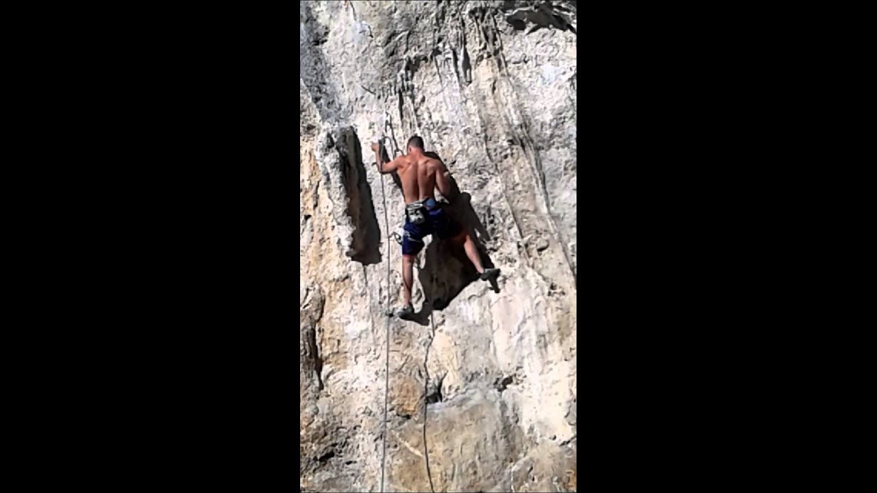 Climbing su mani di fata 6c+ (tempio. Massa ms)