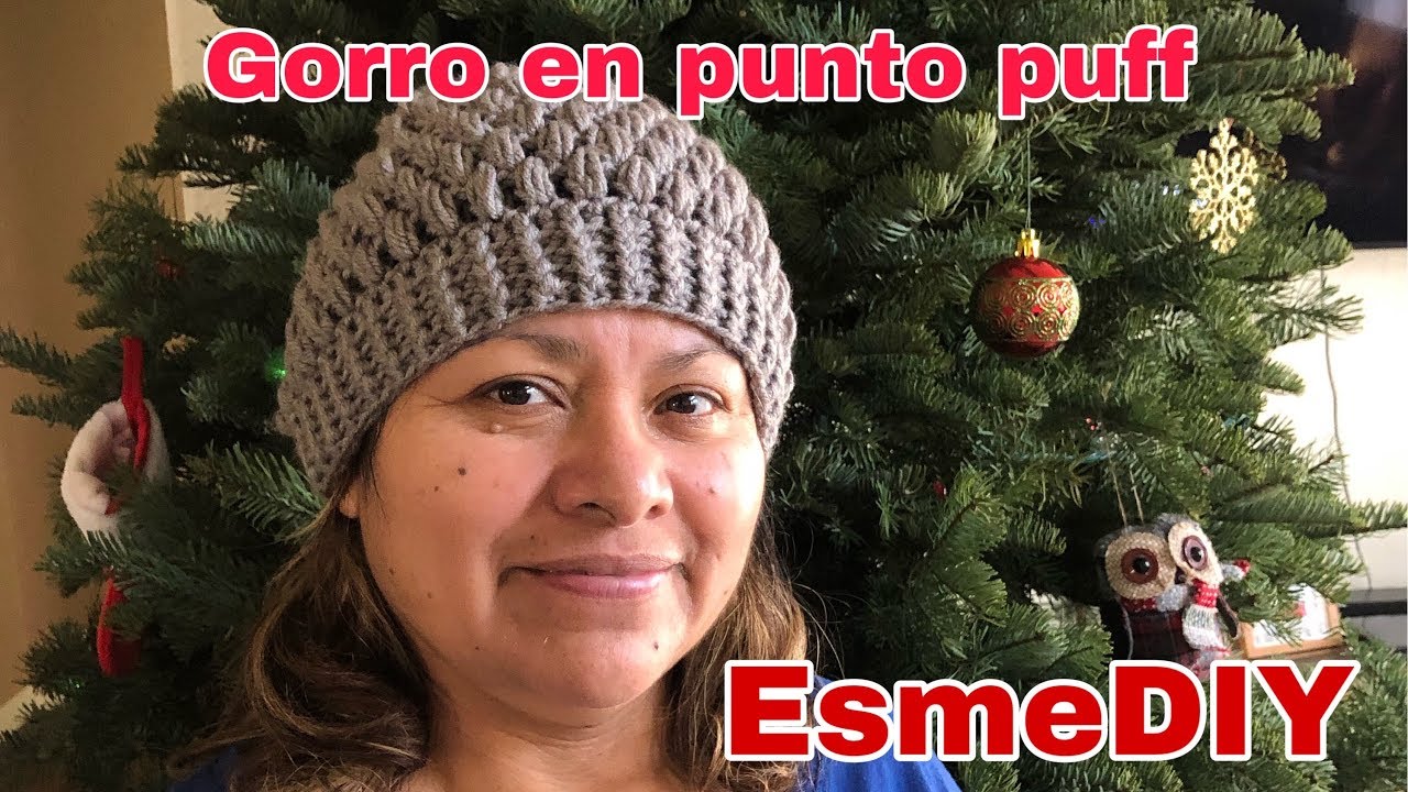 Gorro tejido con el punto puff