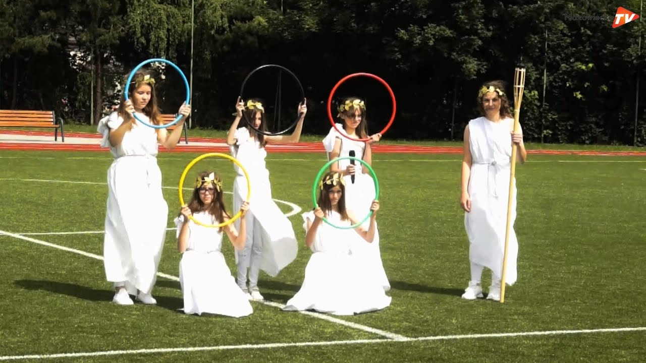 W Mogielnicy oficjalnie otwarto wielofunkcyjne boisko sportowe