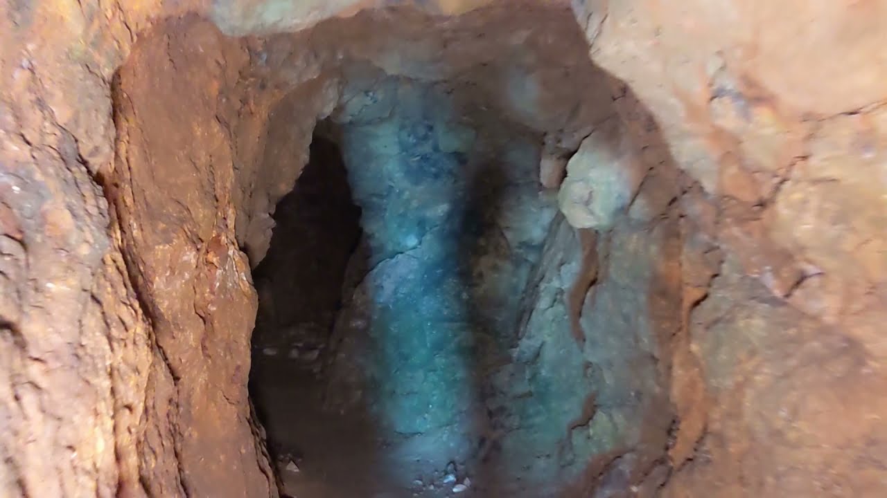 Exploring Wheal Droskyn - A 2,000 year old Cornish mine