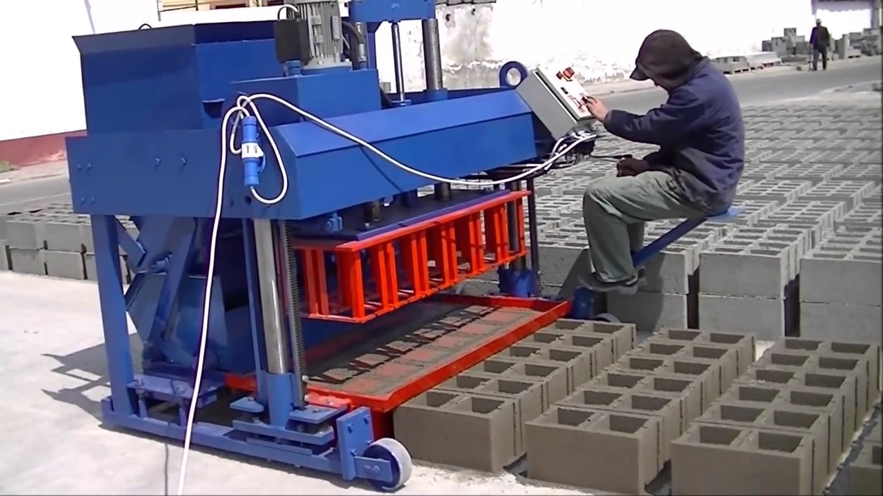 #PONDEUSE INDUSTRIELLE POUR #PARPAINGS, #HOURDIS - 2022