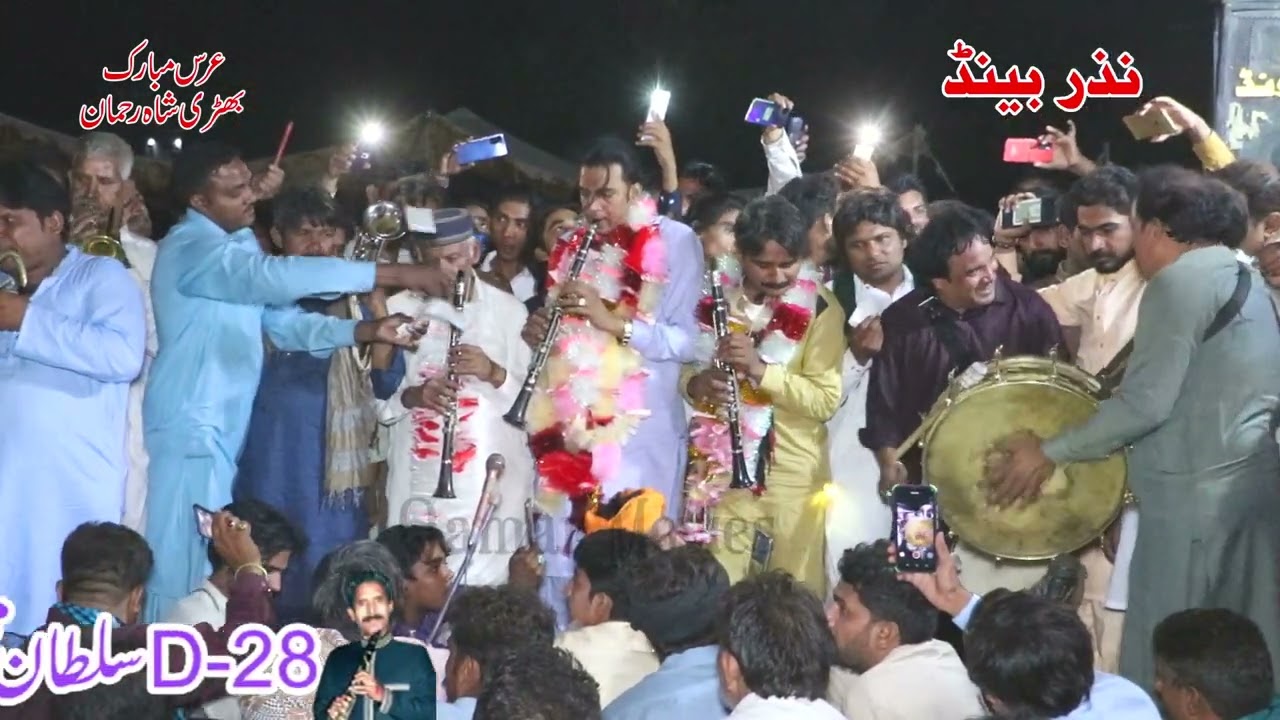 Mora piya-Devdas movie song performing #Nazzar band#shalamar bag bijli Ghar#Lahore#pak 0300 8021437