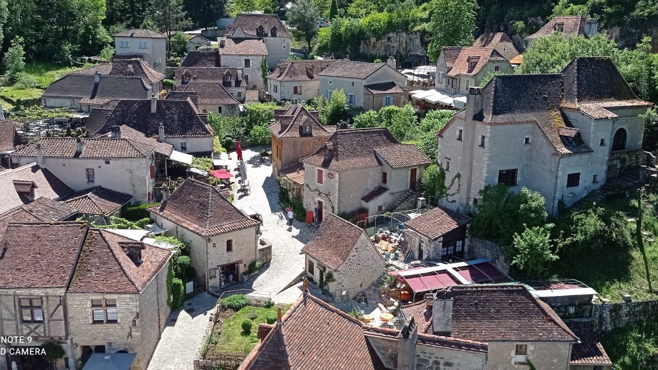 vacances dans le lot episode 3 ballade moto direction saint cirq lapopie 😎😎☀️🚍🏍️❤️❤️