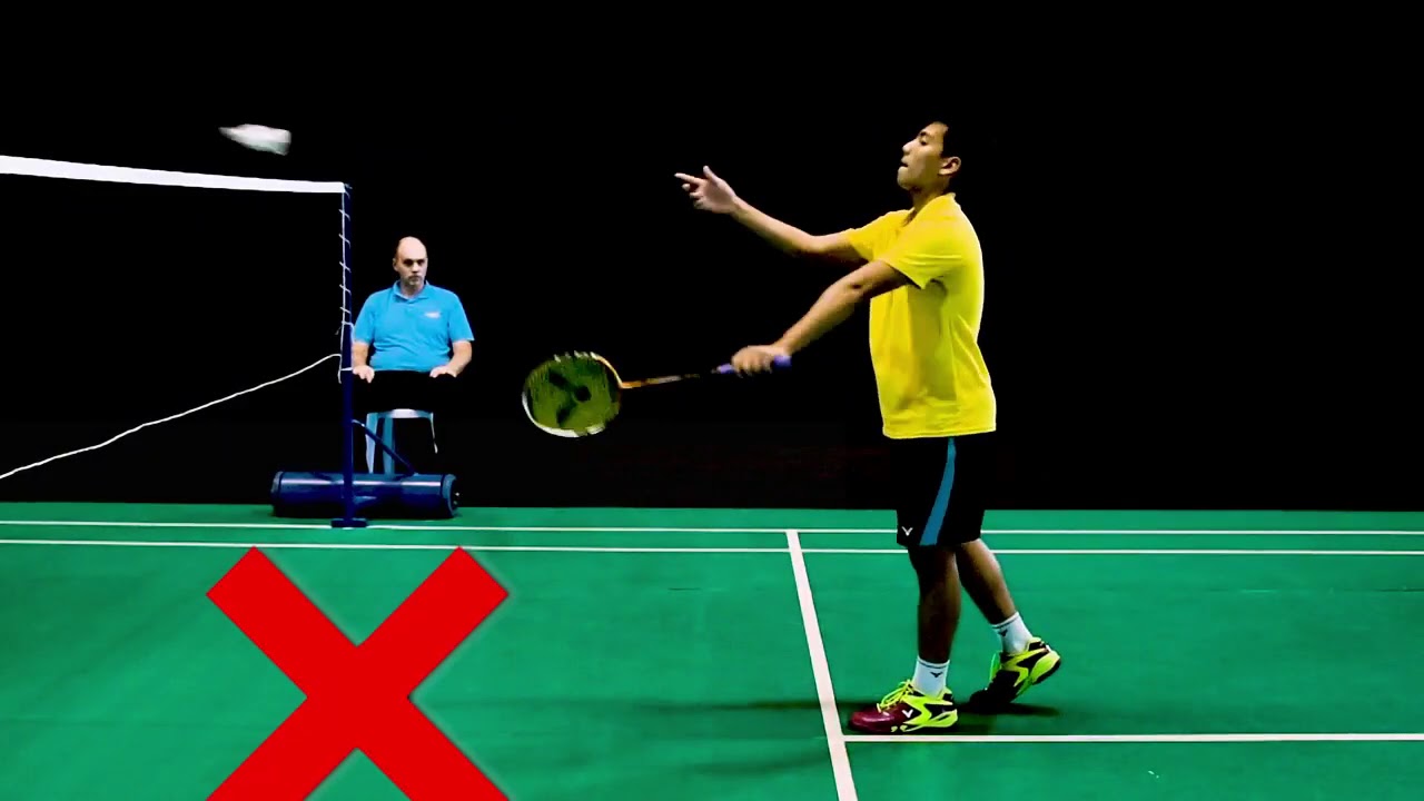 Badminton Hand Signal in Calling Violations