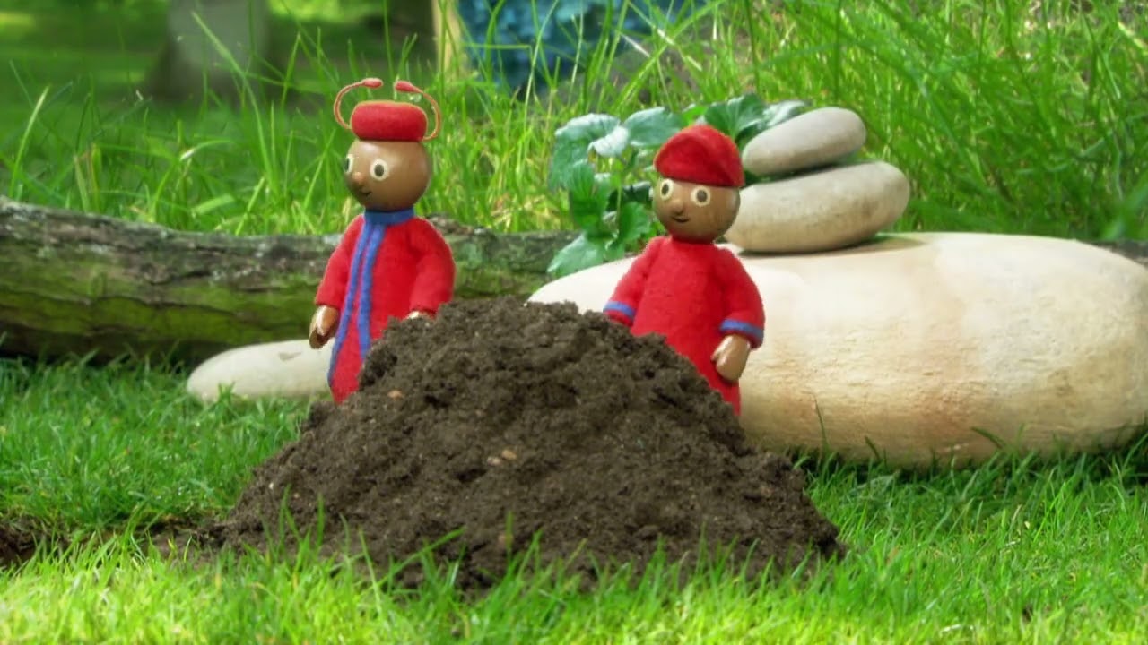 In the Night Garden - Hide & Seek Ninky Nonk Fun! | WildBrain Nursery