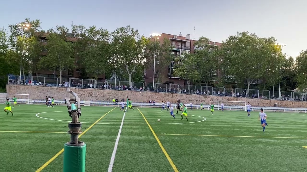 JORNADA 30 - Unión Deportiva Usera Juv. A vs Esc. Mun. Fut. Aluche Juv. A 27/04/25