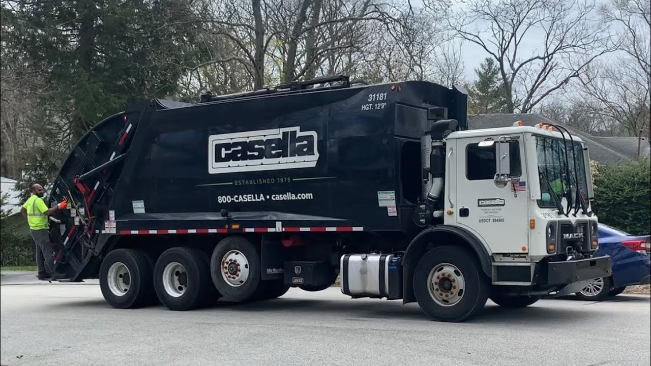 Casella Waste Services 31181  ~ Mack MRU McNeilus Rear Loader