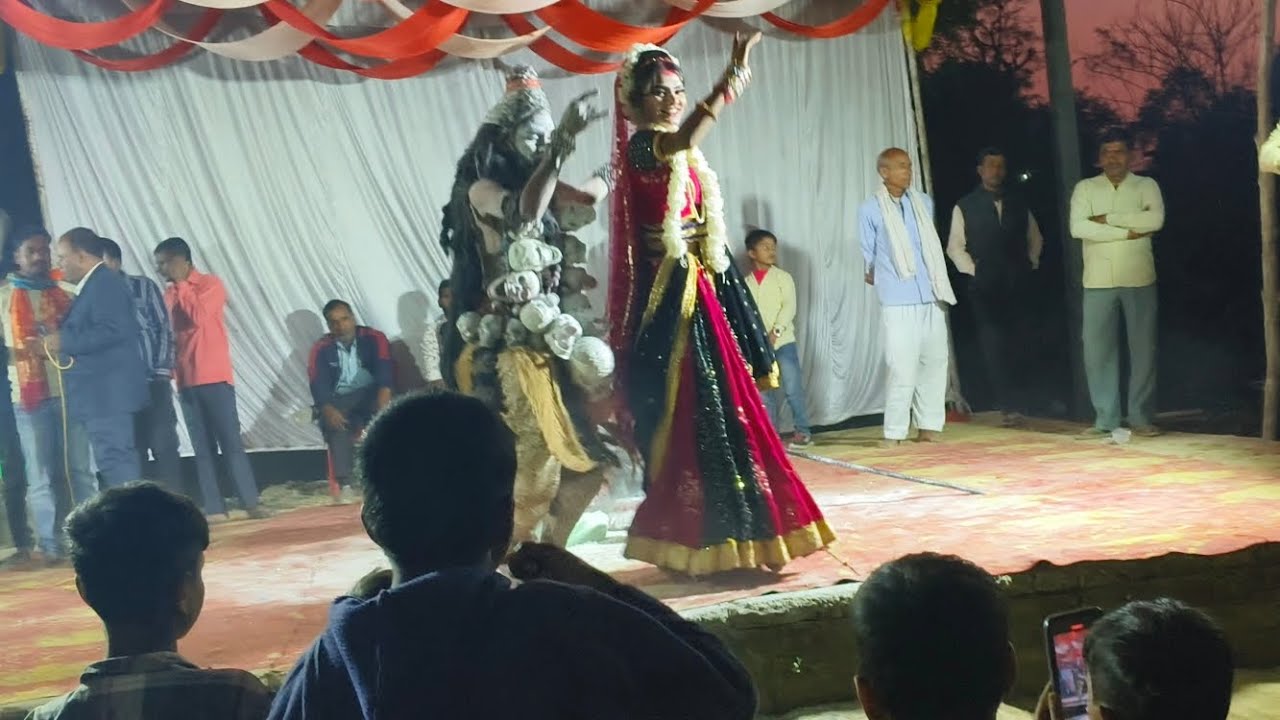 हमारे गांव की स्पेशल महाशिवरात्रि की झांकी अच्छा लगे तो लाइक शेयर कमेंट जरुर करना सब्सक्राइब