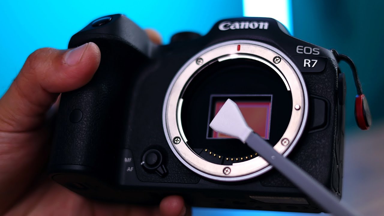 How to Clean your Camera Sensor at Home (in Hindi)