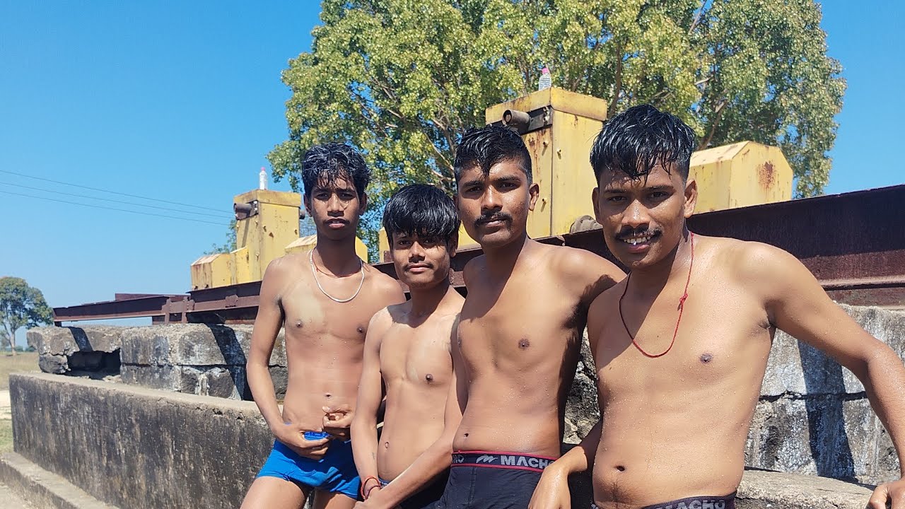 GAON KA DESHI SWIMMING 🏊 PHOOL