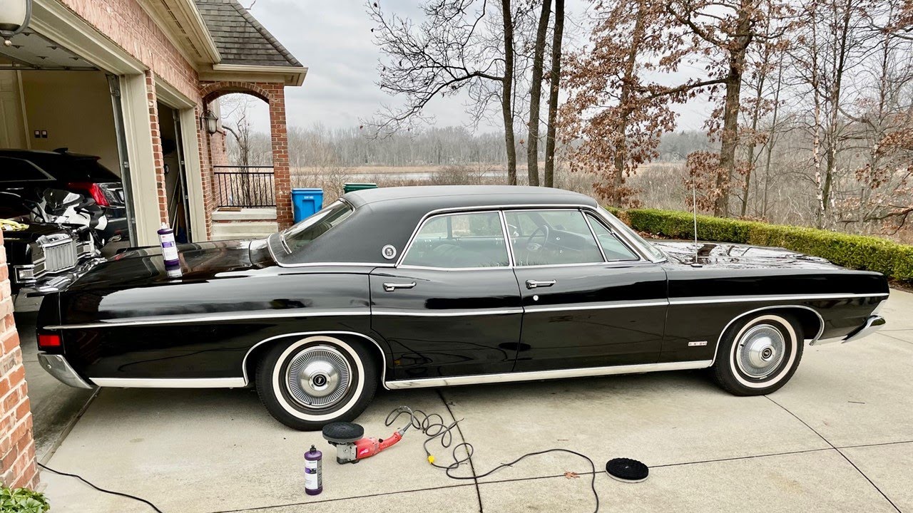 Polishing Finished!   1968 Ford LTD Brougham: Reconditioning Old Paint