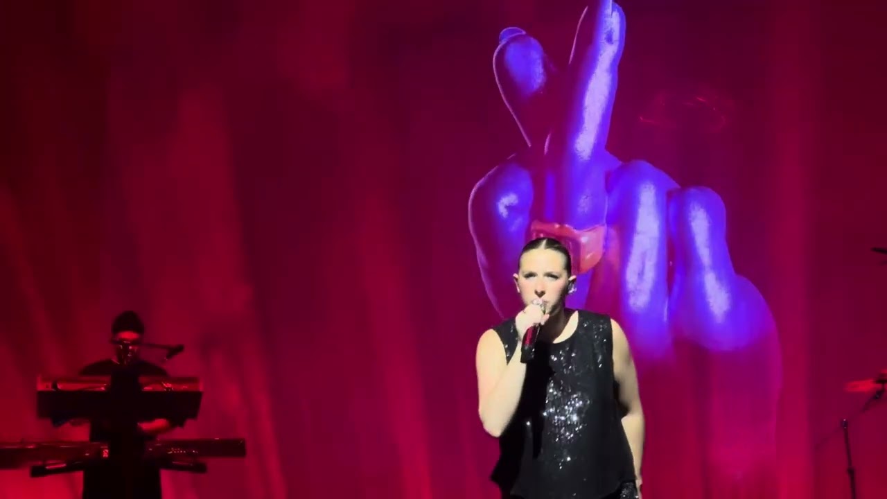Helena « Mauvais garçon » @LeBikiniToulouse Mardi 20 mai 2025