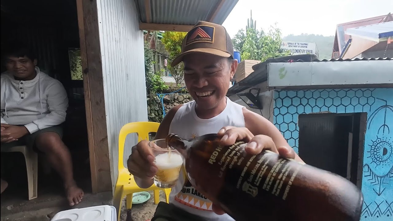 Drinking RED HORSE with Apo Whang family's 