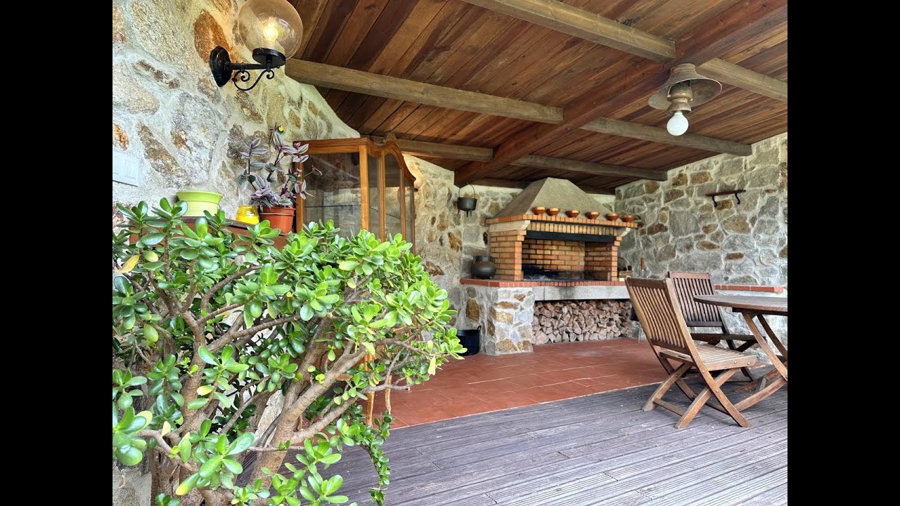 VENTA CASA 3 PLANTAS CON FINCA PORCHE Y TERRAZA. CABANAS C1368