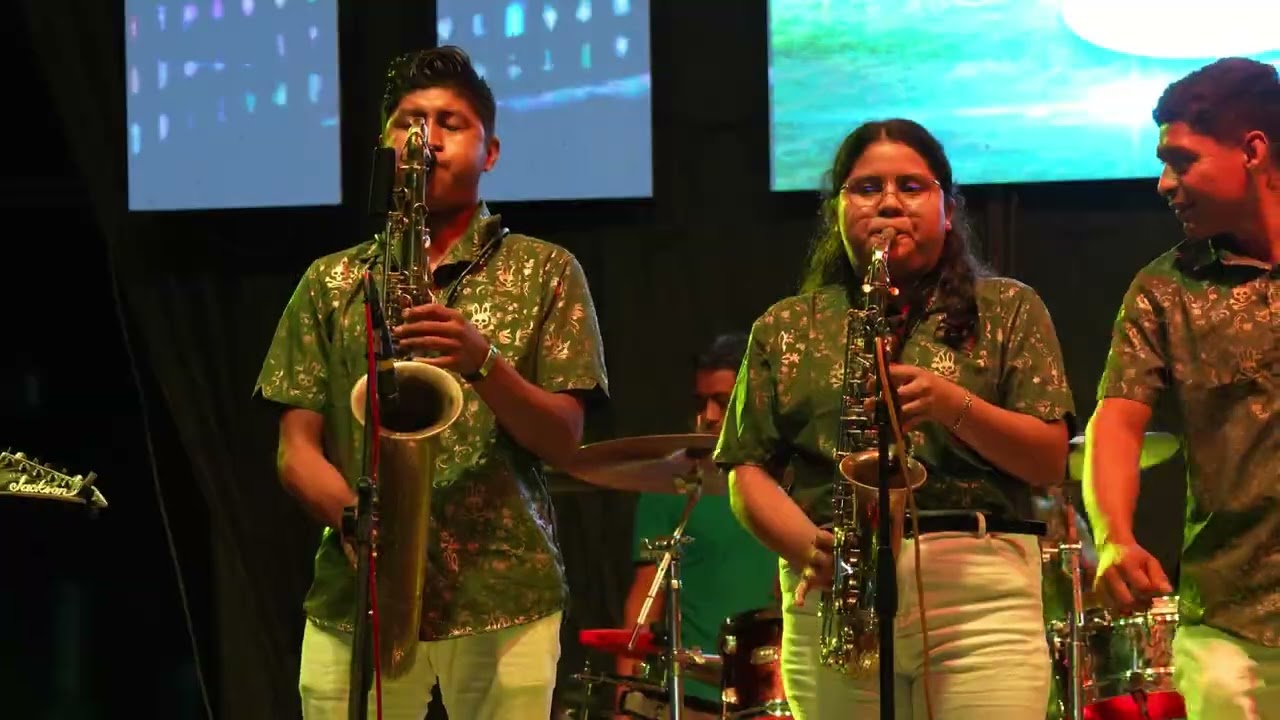 Carnaval putleco, El palomito, Arriba la arrechera &middot; Los De La Sabrosura