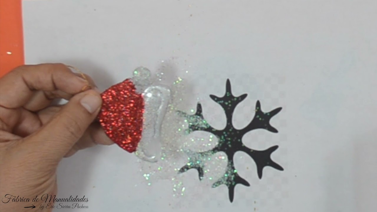 Adornos navideños hechos con silicón caliente. Navidad 2021. Decoraciones navideñas. Diy. Artesanato